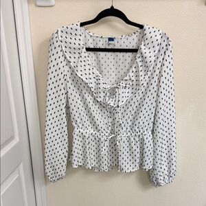 Old Navy Elegant Black and White Blouse